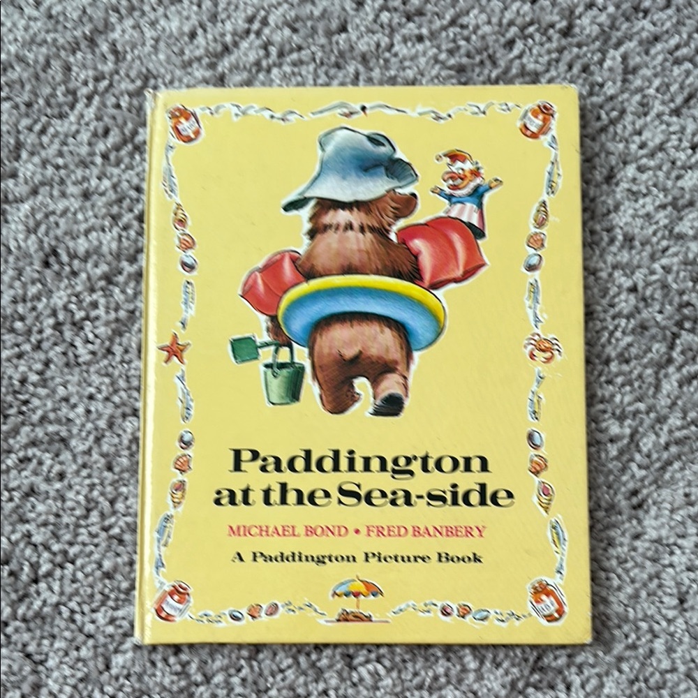 Paddington at the Sea-side Picture Book